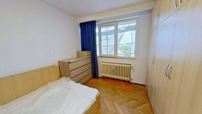 Berceni, apartament 2 camere, etaj 4/10, 400 eur, bloc anvelopat.